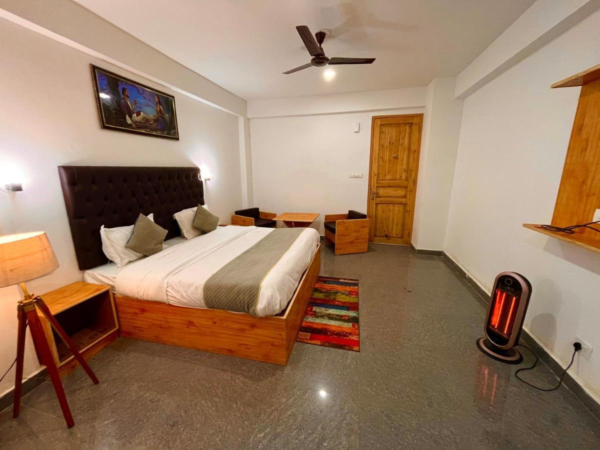 Himalayan Riverpark - A Four Star Luxury Hotel, Manali Экстерьер фото