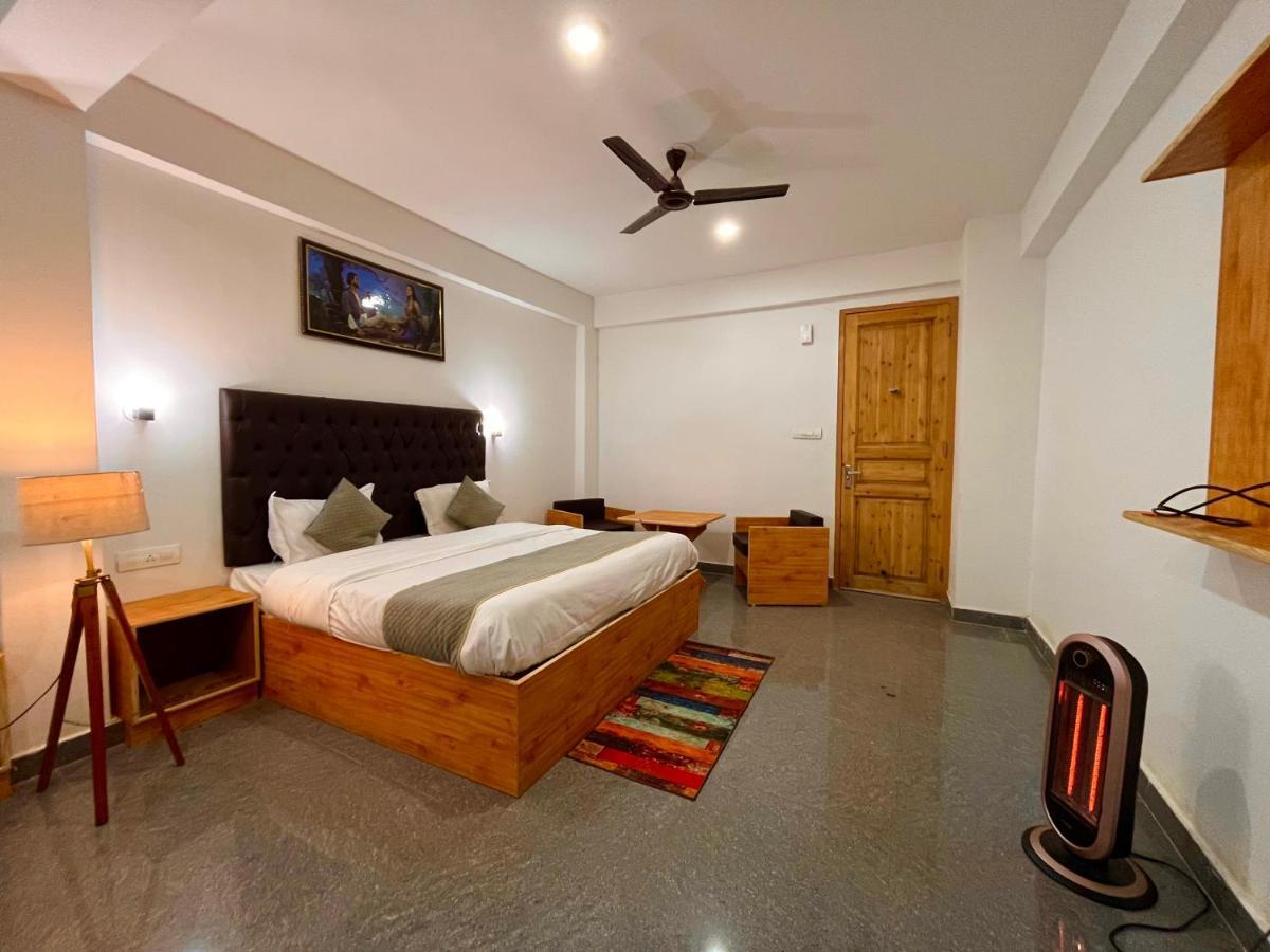 Himalayan Riverpark - A Four Star Luxury Hotel, Manali Экстерьер фото